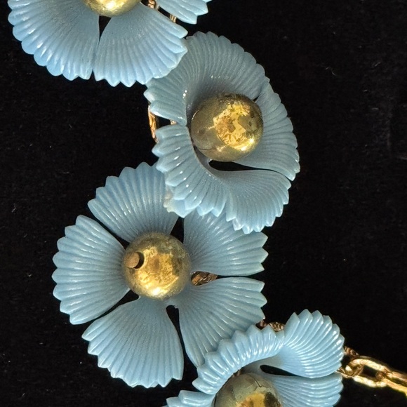 Vintage 1950s Light Blue Floral Necklace 16” length - Picture 2 of 7